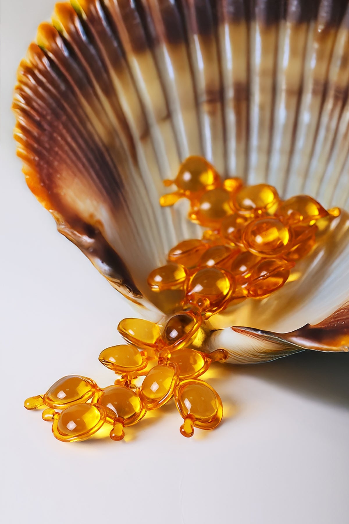 Wemara Shine & Radiance Enhancing Hair Care Capsules - 14ML - Shine & Smoothness